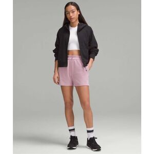 Lululemon Softstreme High-Rise Short 4" in Rose Blush Size 4